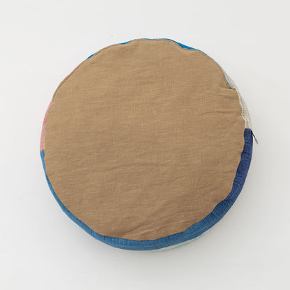 オルネコ・カンタパッチワーク 猫のプフ／F