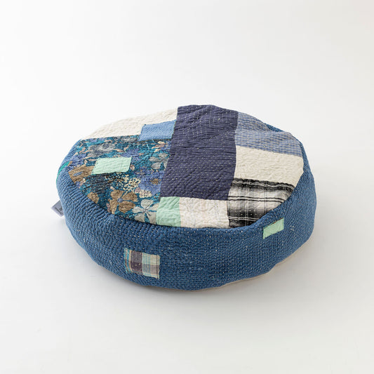 オルネコ・カンタパッチワーク 猫のプフ／I