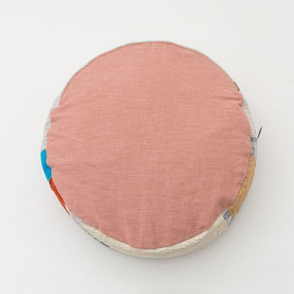 オルネコ・カンタパッチワーク 猫のプフ／K