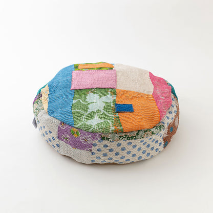 オルネコ・カンタパッチワーク 猫のプフ／M