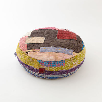 オルネコ・カンタパッチワーク 猫のプフ／O