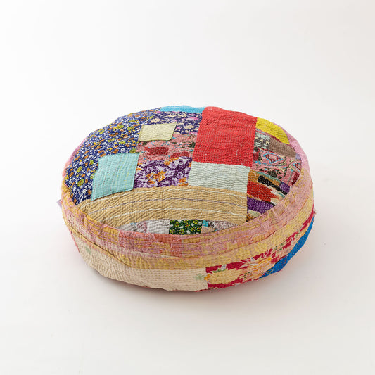 オルネコ・カンタパッチワーク 猫のプフ／R