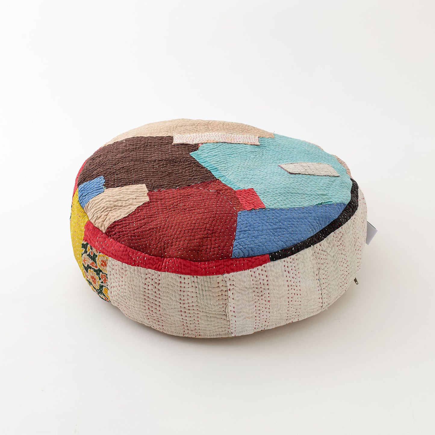 オルネコ・カンタパッチワーク 猫のプフ／S