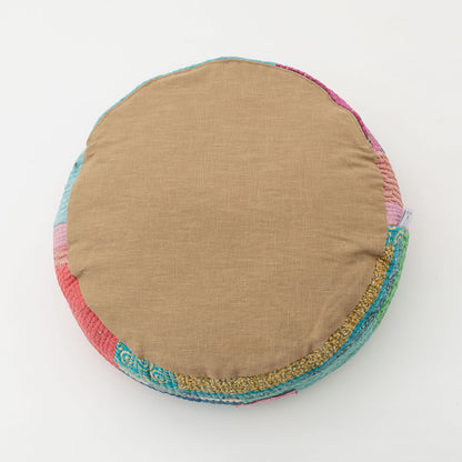 オルネコ・カンタパッチワーク 猫のプフ／W