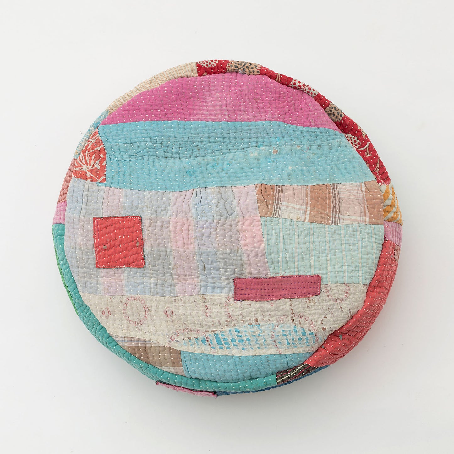 オルネコ・カンタパッチワーク 猫のプフ／W