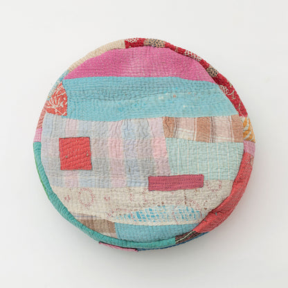 オルネコ・カンタパッチワーク 猫のプフ／W