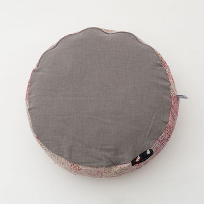 オルネコ・カンタパッチワーク 猫のプフ／Y