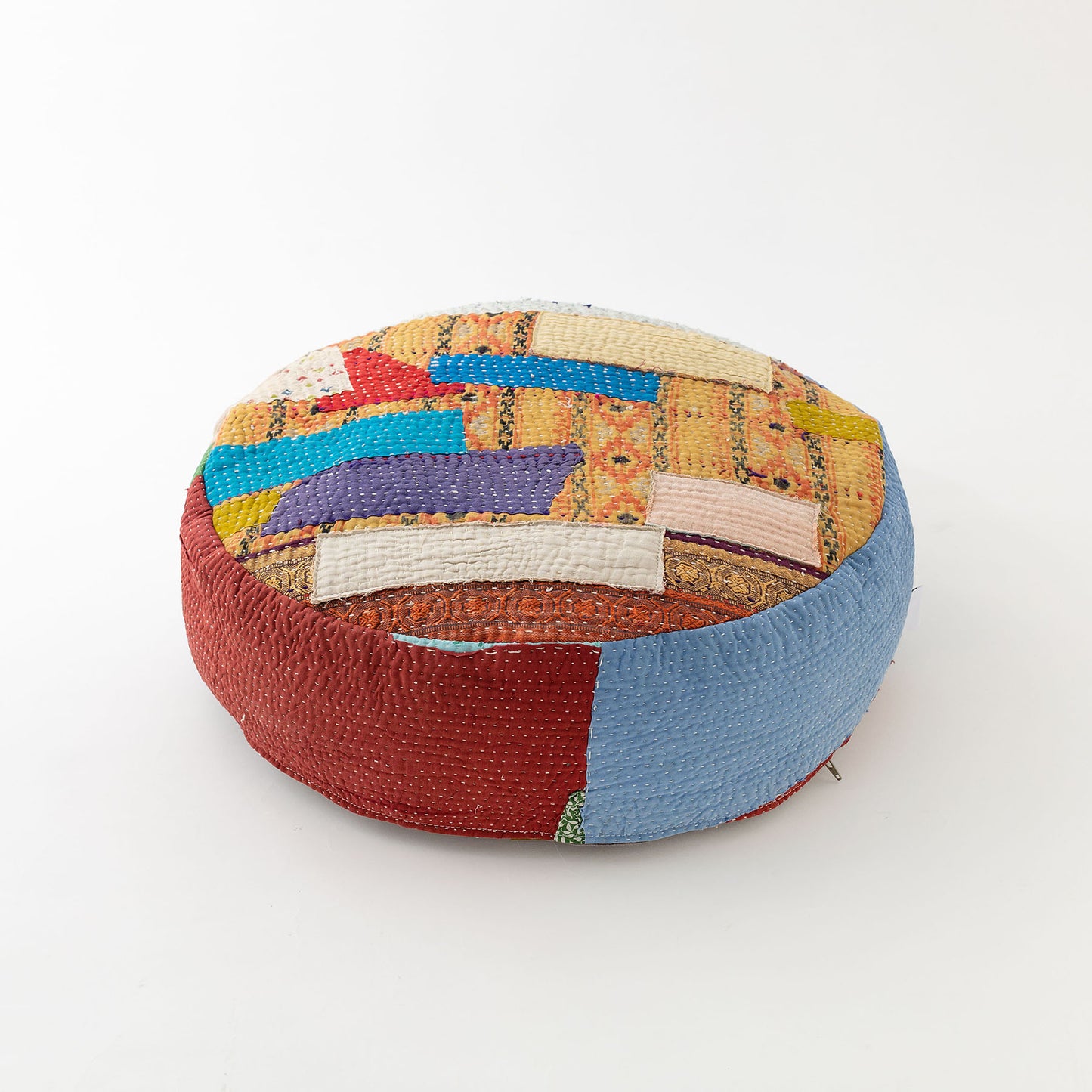 オルネコ・カンタパッチワーク 猫のプフ／Z