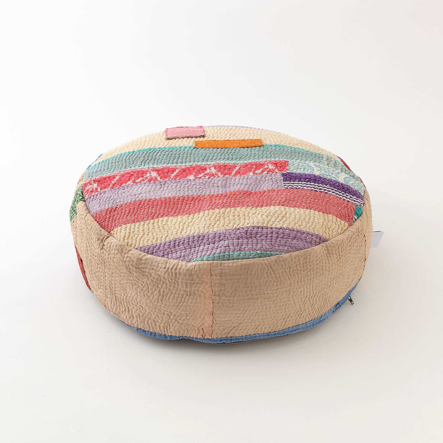 オルネコ・カンタパッチワーク 猫のプフ／1D