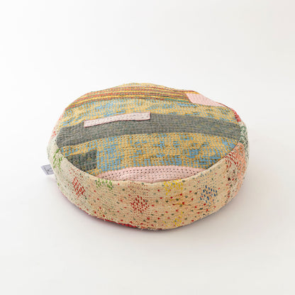 オルネコ・カンタパッチワーク 猫のプフ／1G