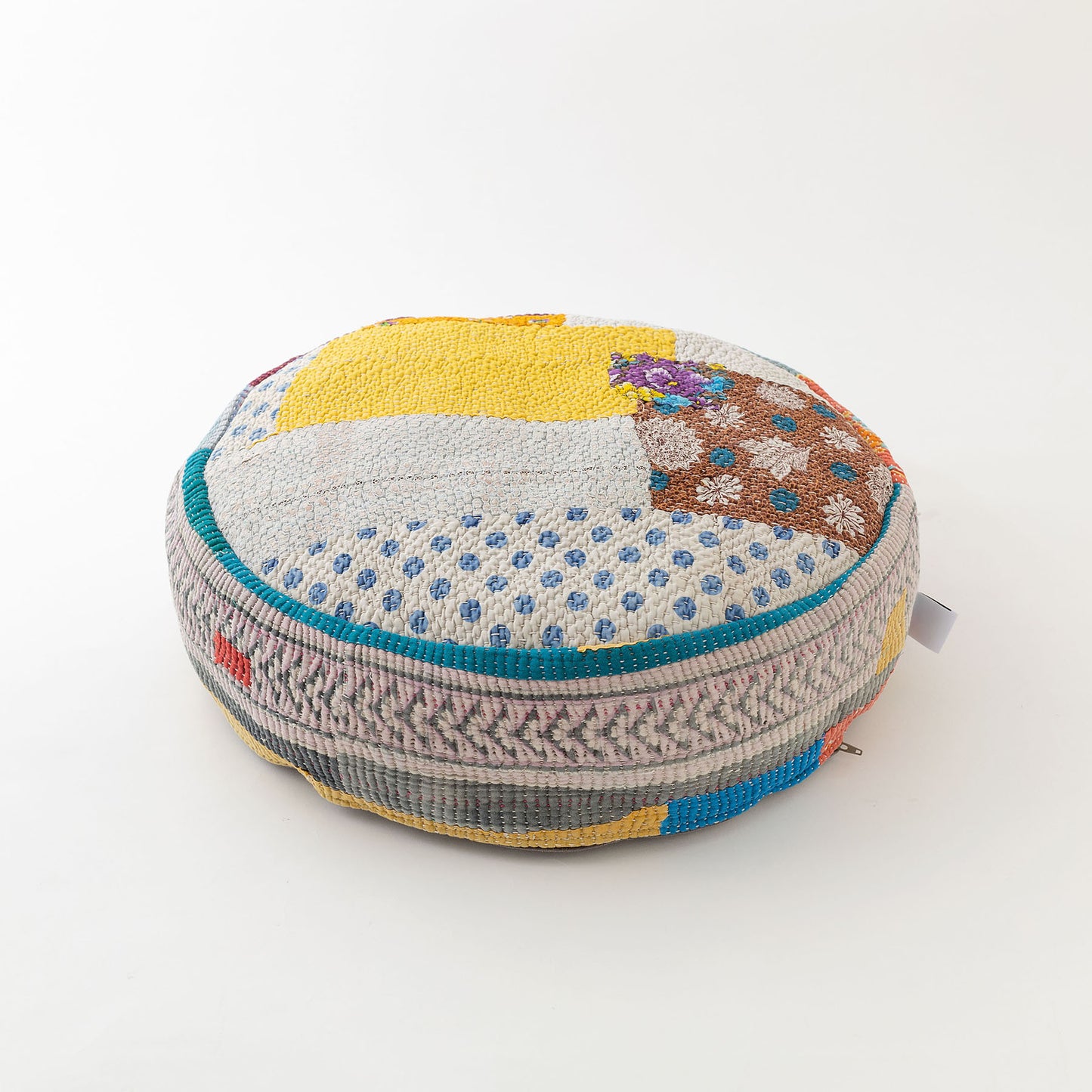 オルネコ・カンタパッチワーク 猫のプフ／1I