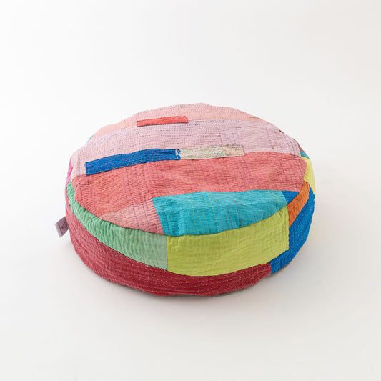 オルネコ・カンタパッチワーク 猫のプフ／1J