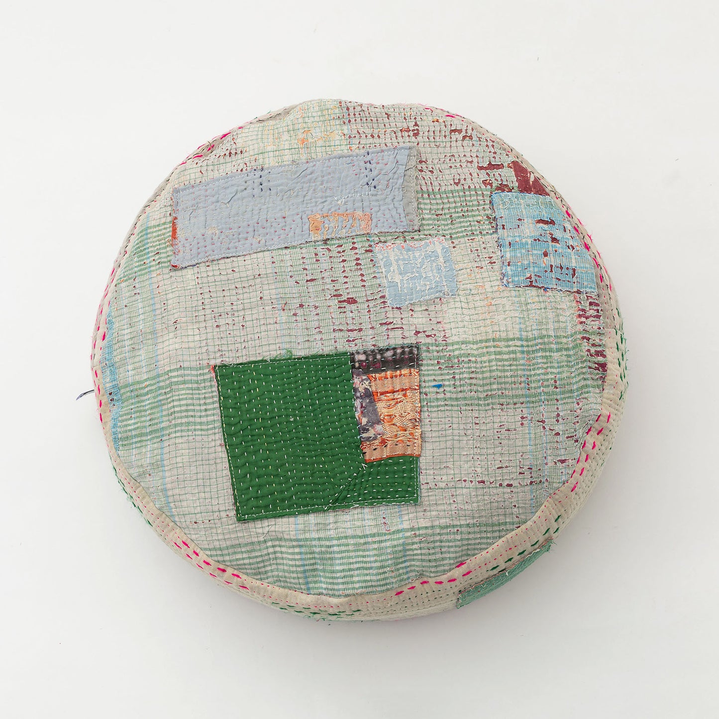 オルネコ・カンタパッチワーク 猫のプフ／1L