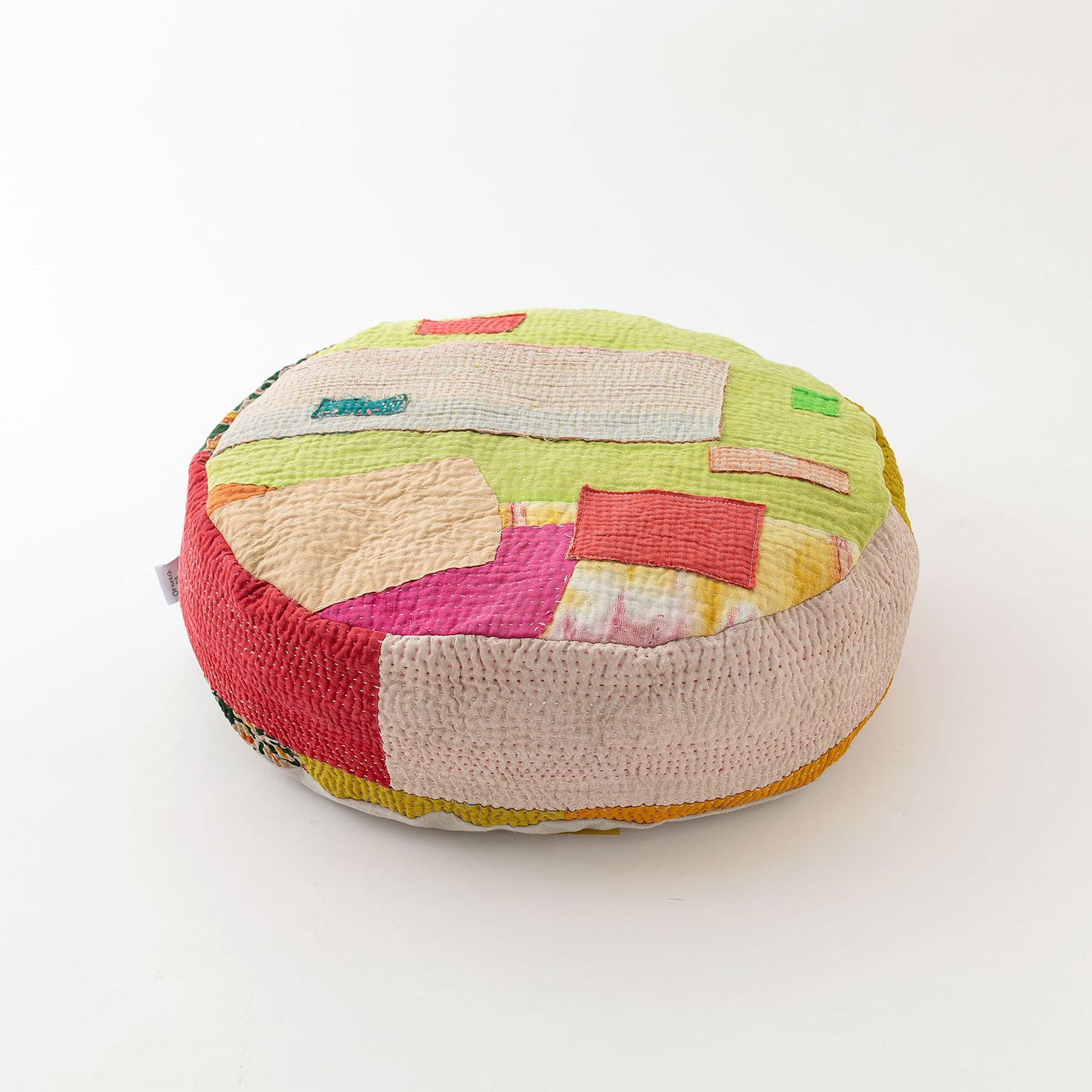 オルネコ・カンタパッチワーク 猫のプフ／1M