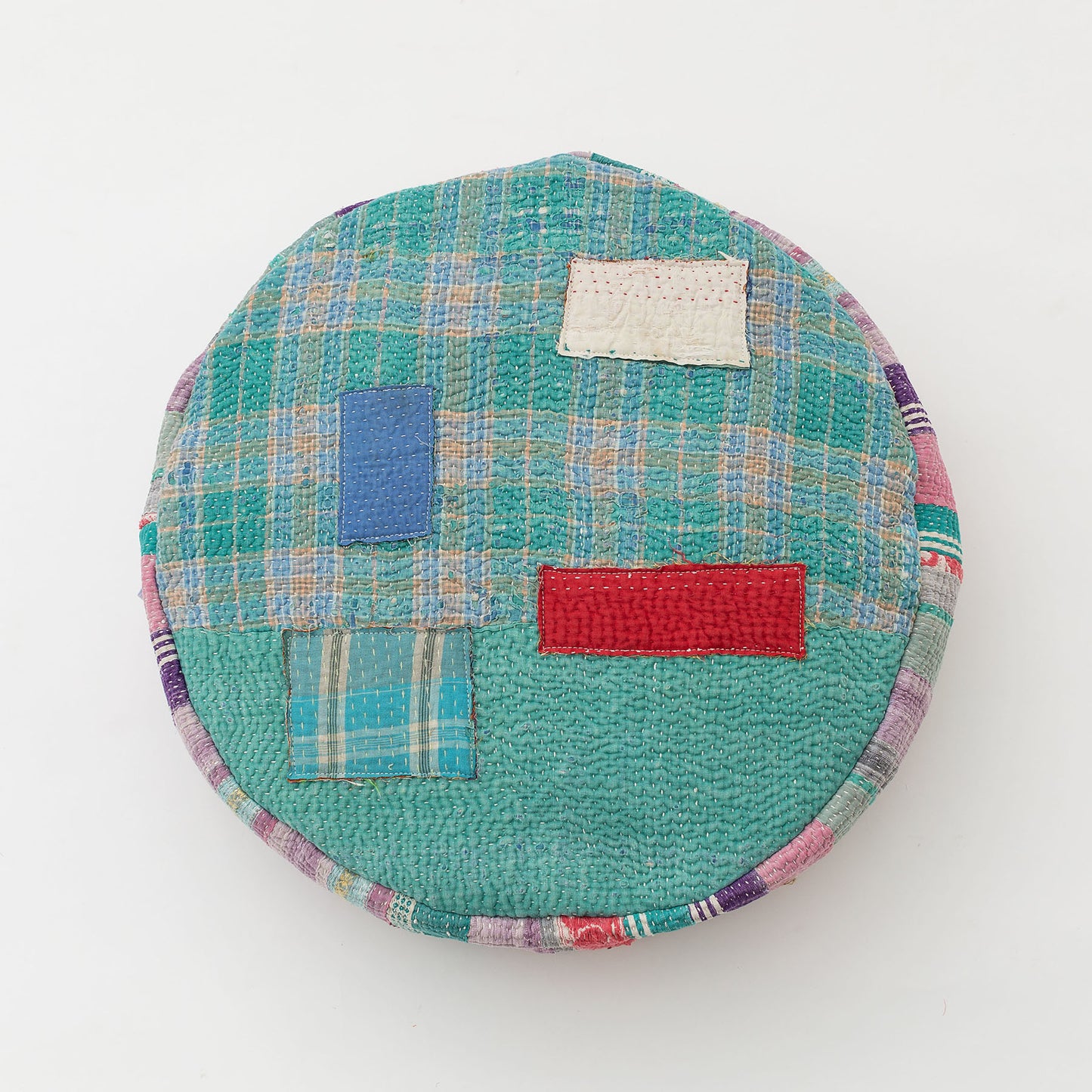 オルネコ・カンタパッチワーク 猫のプフ／1U