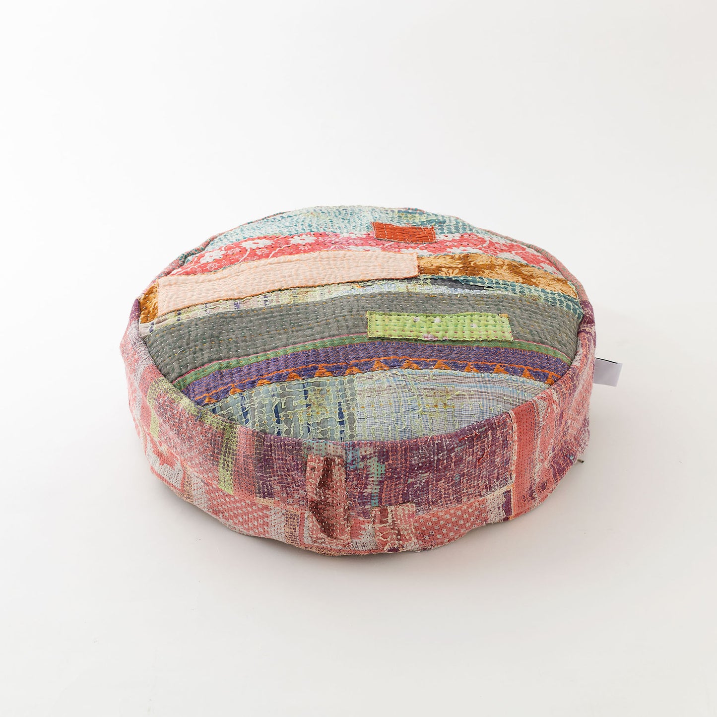 オルネコ・カンタパッチワーク 猫のプフ／2A