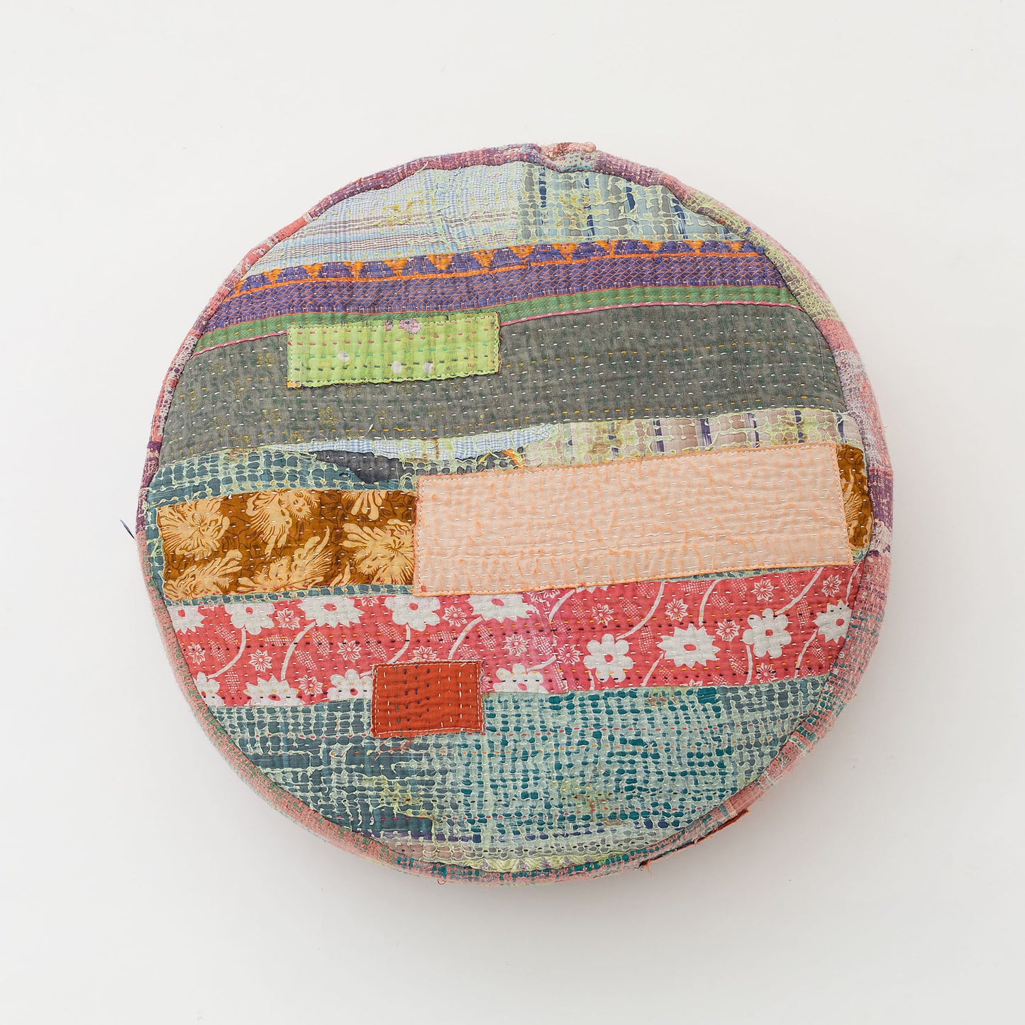 オルネコ・カンタパッチワーク 猫のプフ／2A