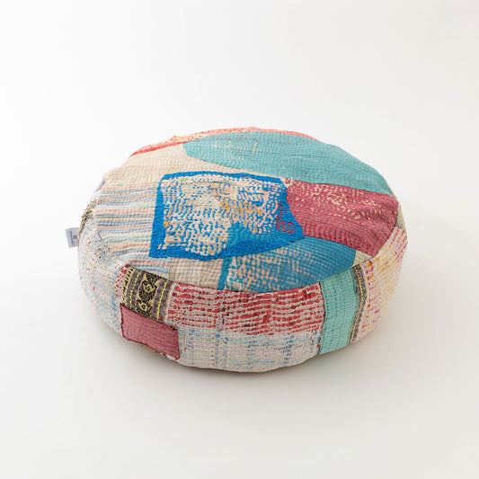 オルネコ・カンタパッチワーク 猫のプフ／2B