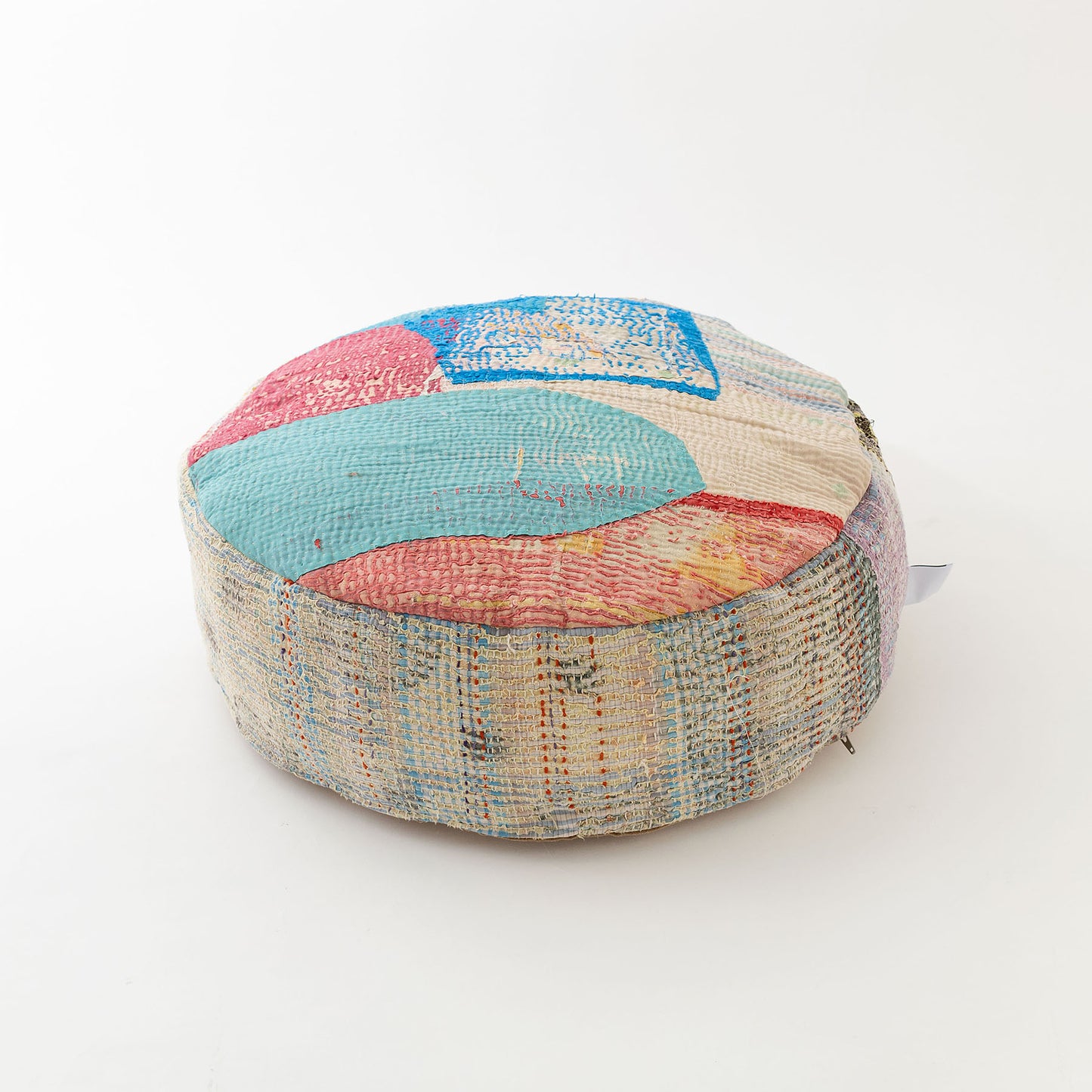 オルネコ・カンタパッチワーク 猫のプフ／2B