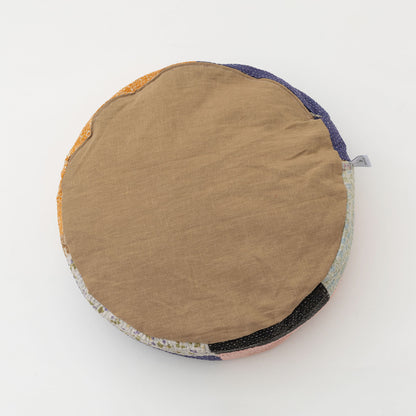 オルネコ・カンタパッチワーク 猫のプフ／2D