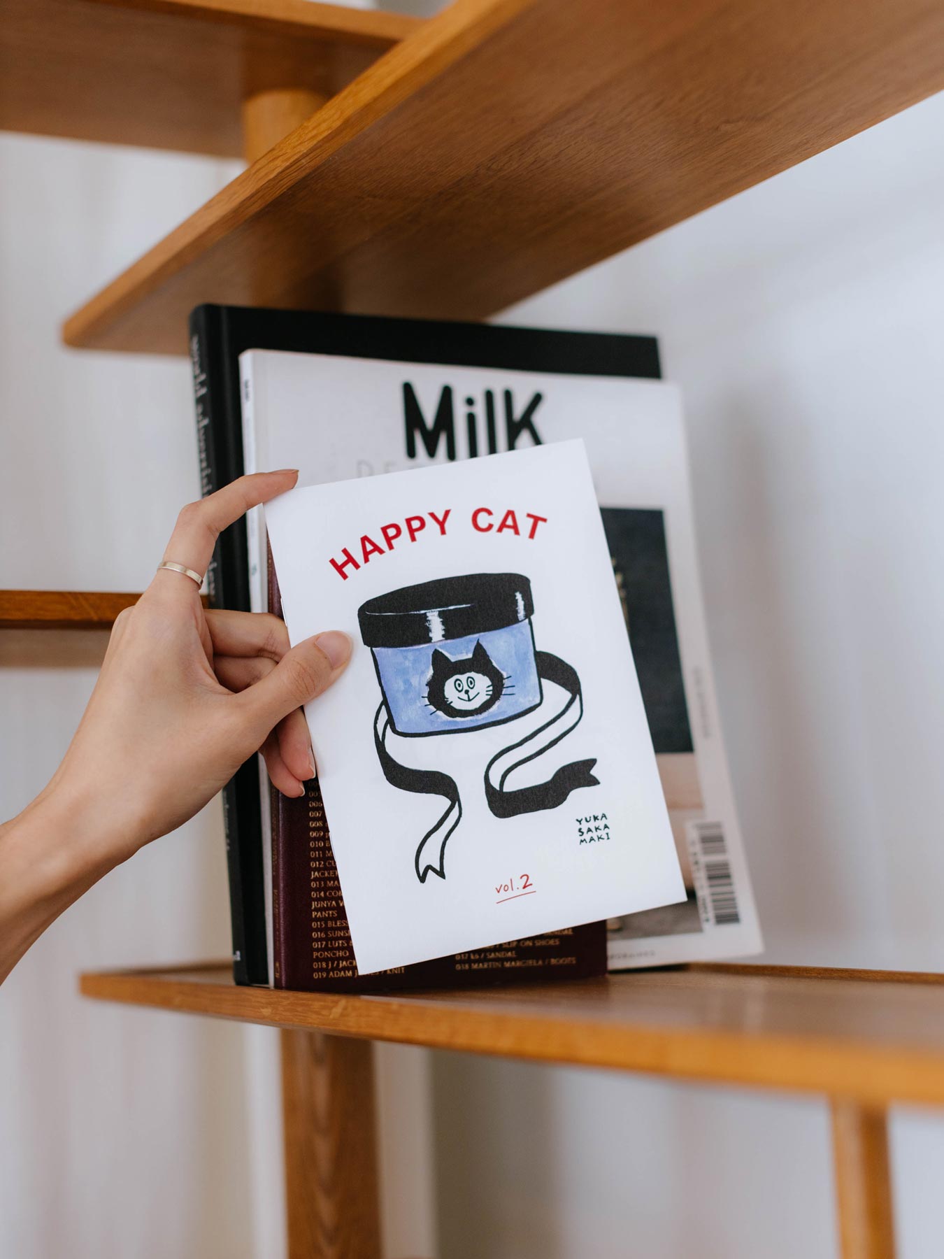 坂巻弓華 HAPPY CAT Vol.2／なんだか少し大きい気がする。｜文具