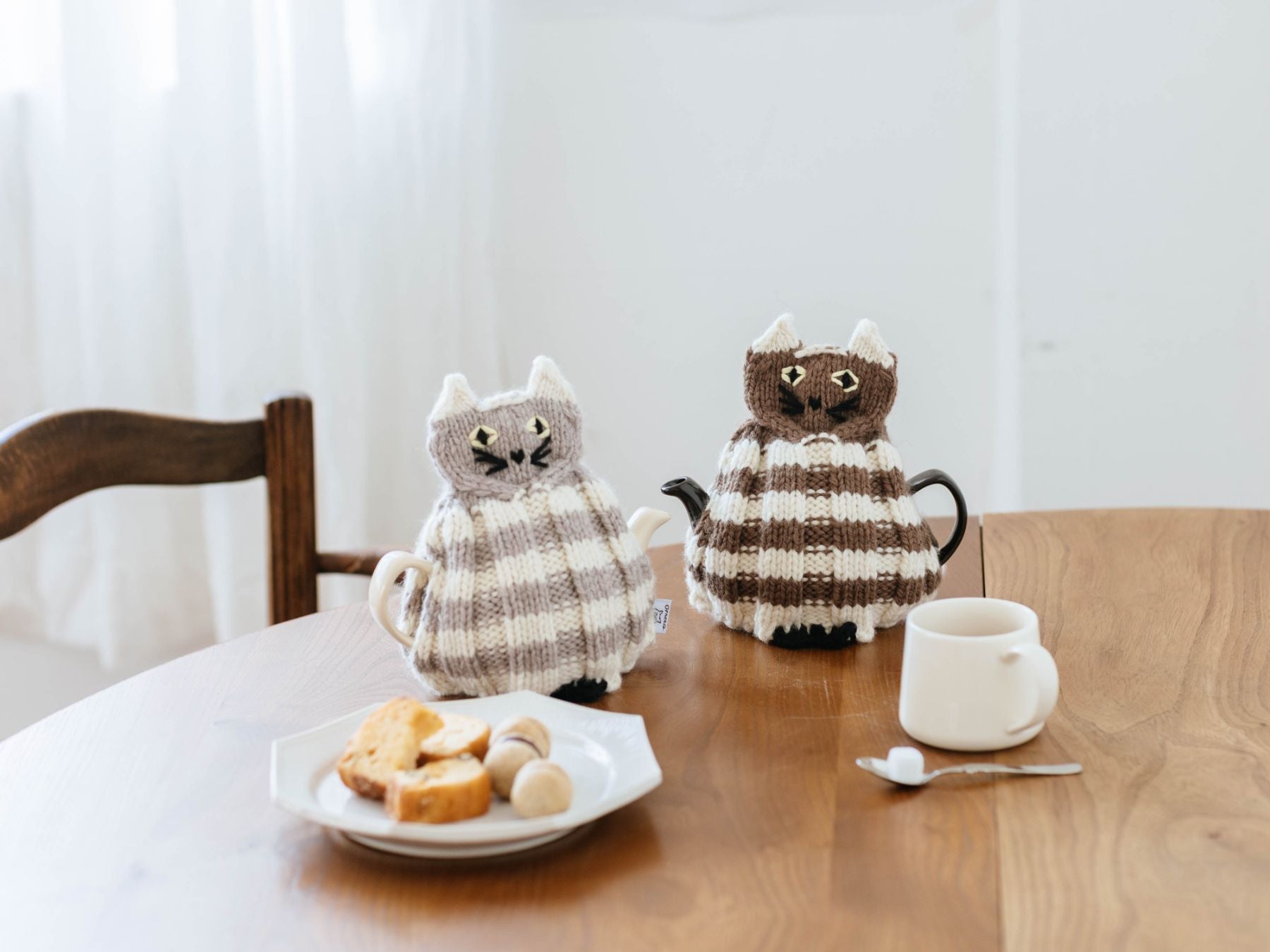 最終価格 ポットカバー ネコ 猫 アンティーク 最終価格 ポットカバー ネコ 猫 アンティーク アイアン 花台