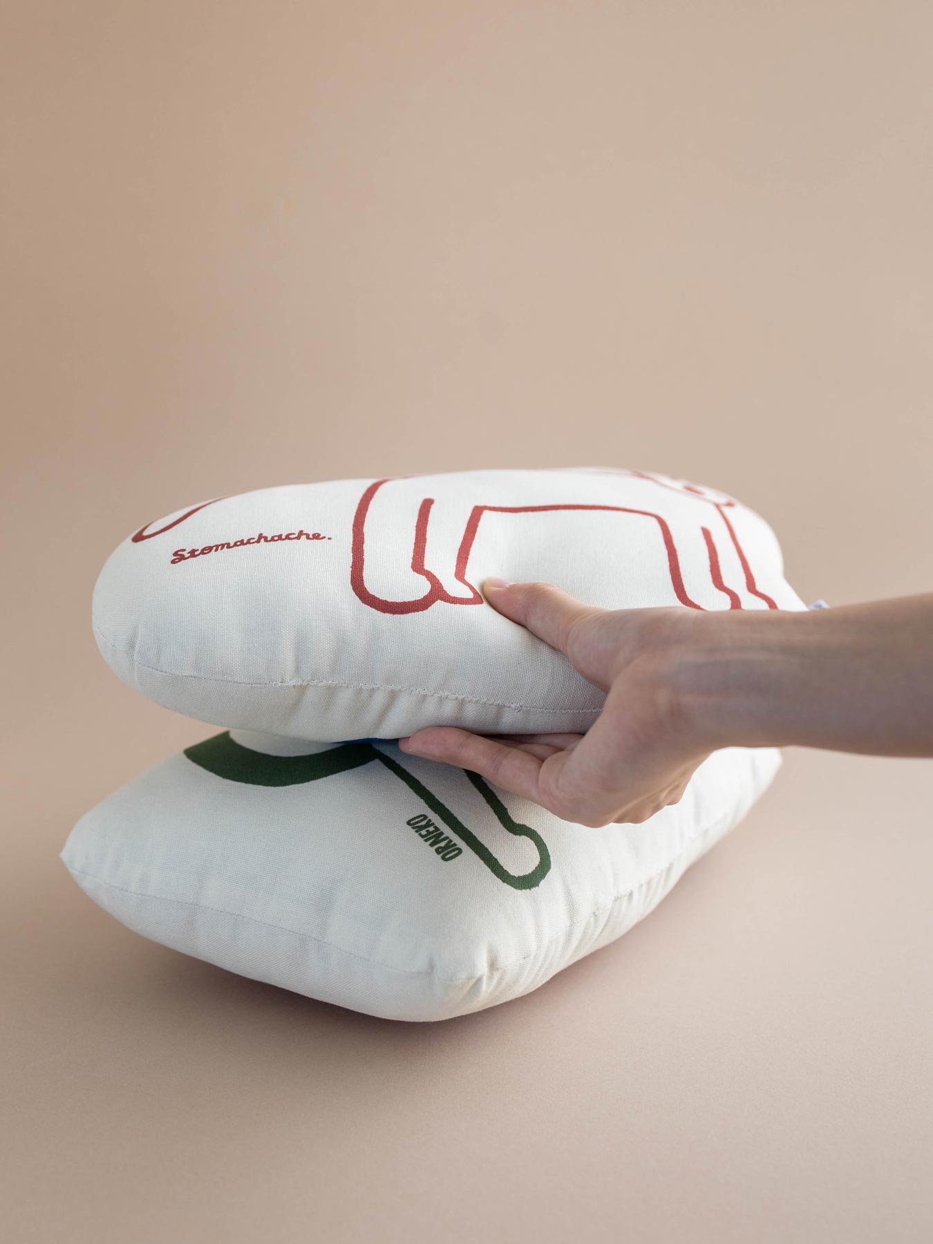 STOMACHACHE. × Orneko クッション
