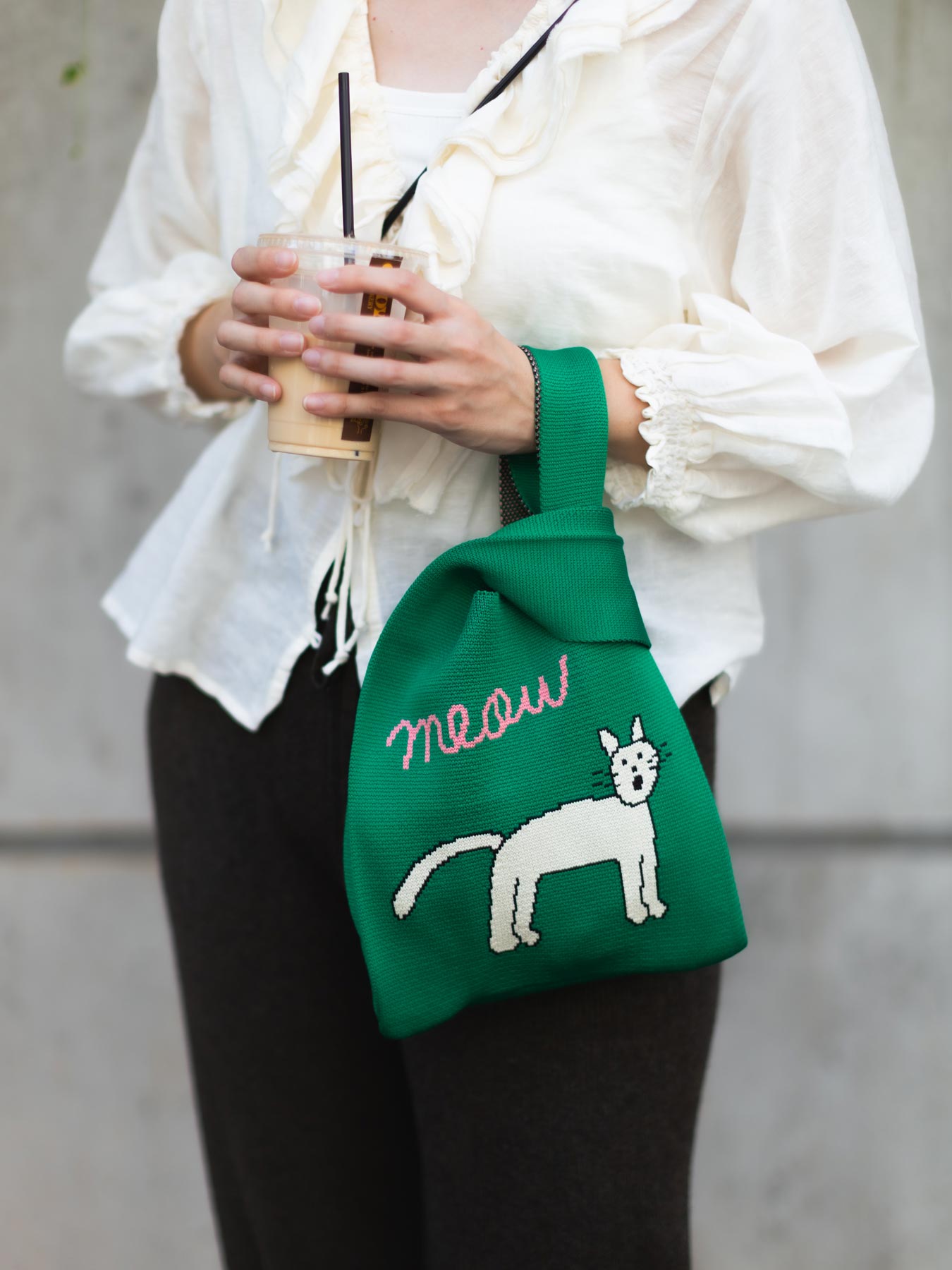 STOMACHACHE. × Orneko ニットミニバッグ