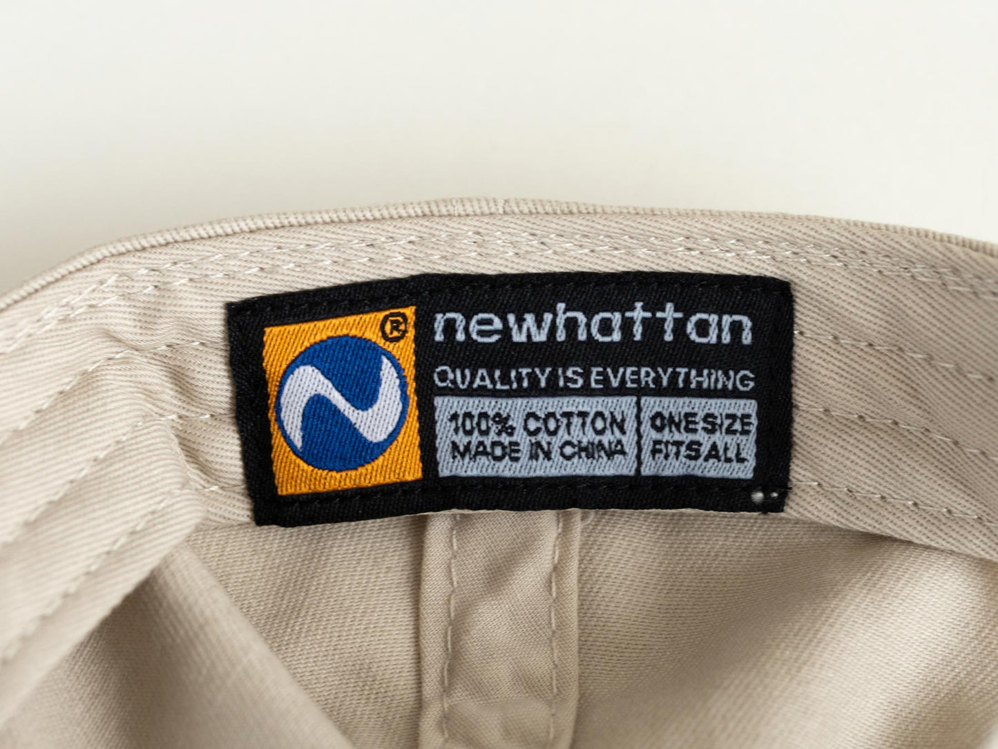 STOMACHACHE. × Orneko キャップ