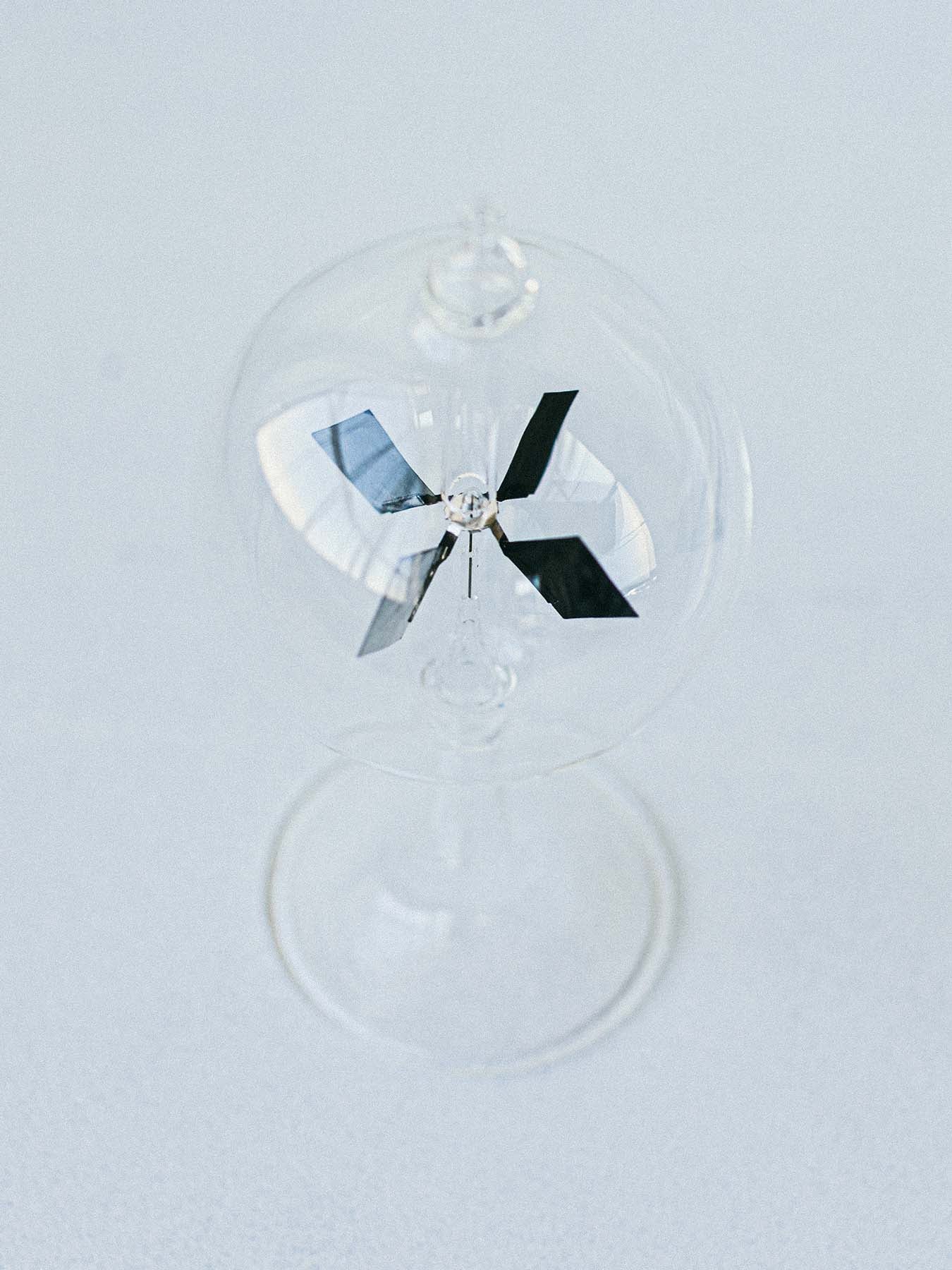 Radiometer（ラジオメーター）｜オブジェ・ぬいぐるみ｜オルネ