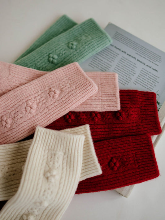 laceflowersocks／North pole Lamb’s wool socks