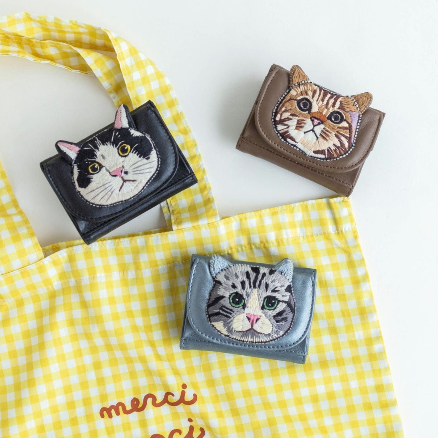 tamaoworld 刺繍ねこ ミニ財布