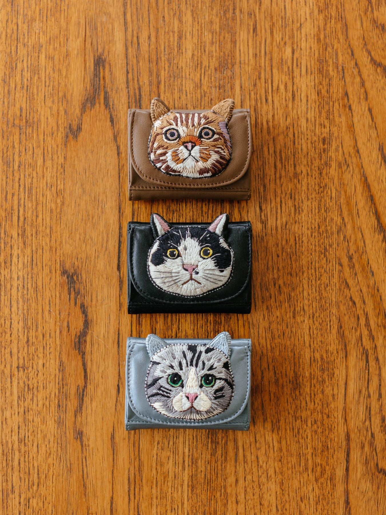 tamaoworld 刺繍ねこ ミニ財布