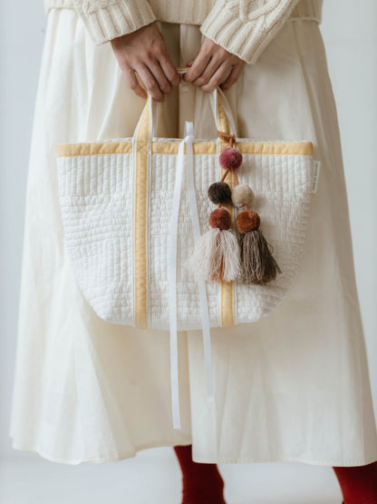 ポンポンチャーム／ミックスカラー