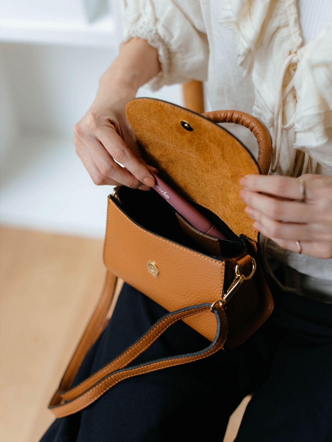 内ポケットあり。