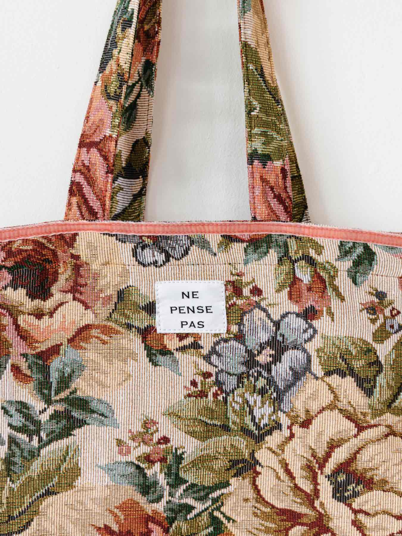 ビッグフラワー