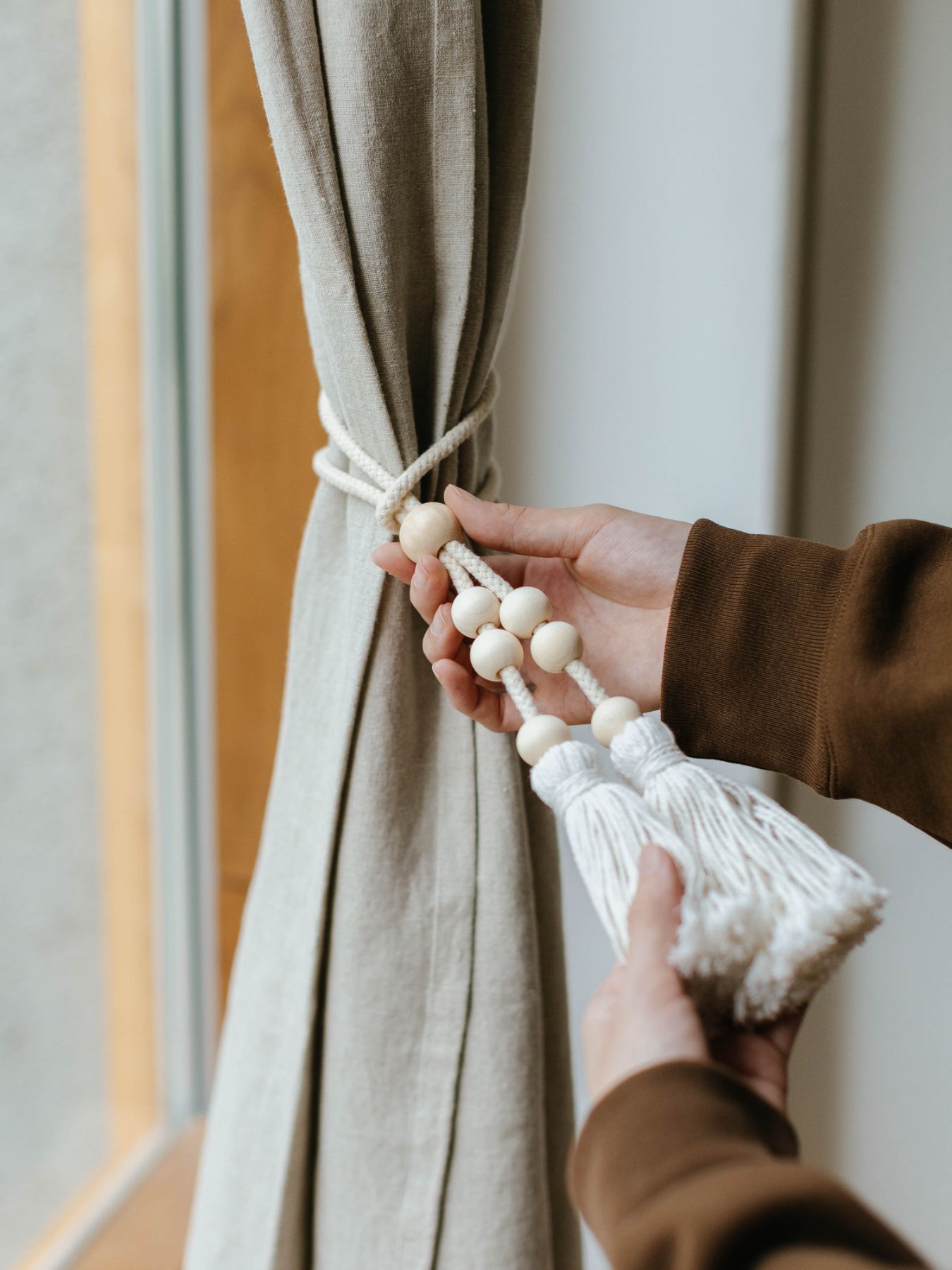カーテンタッセル（ウッドビーズ）