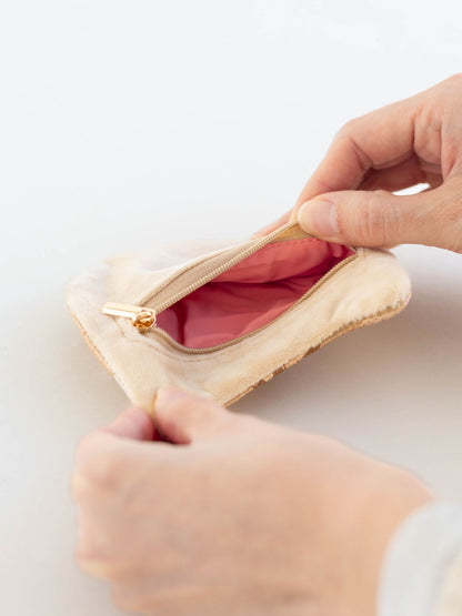 ペチャネコ（内側の色はサーモンピンク）