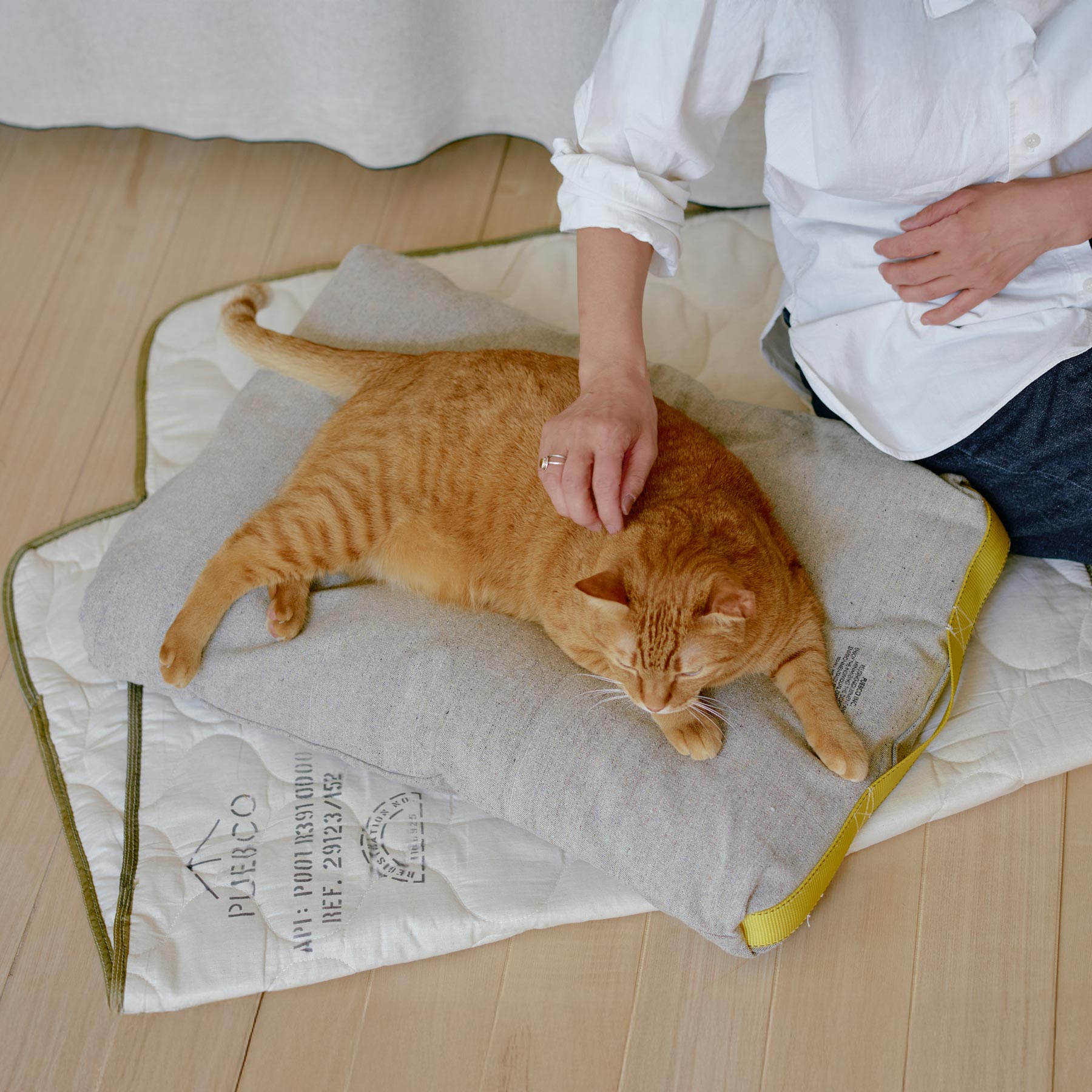 CUSHION FOR HUMAN AND PET（クッション）｜クッション｜オルネ ド