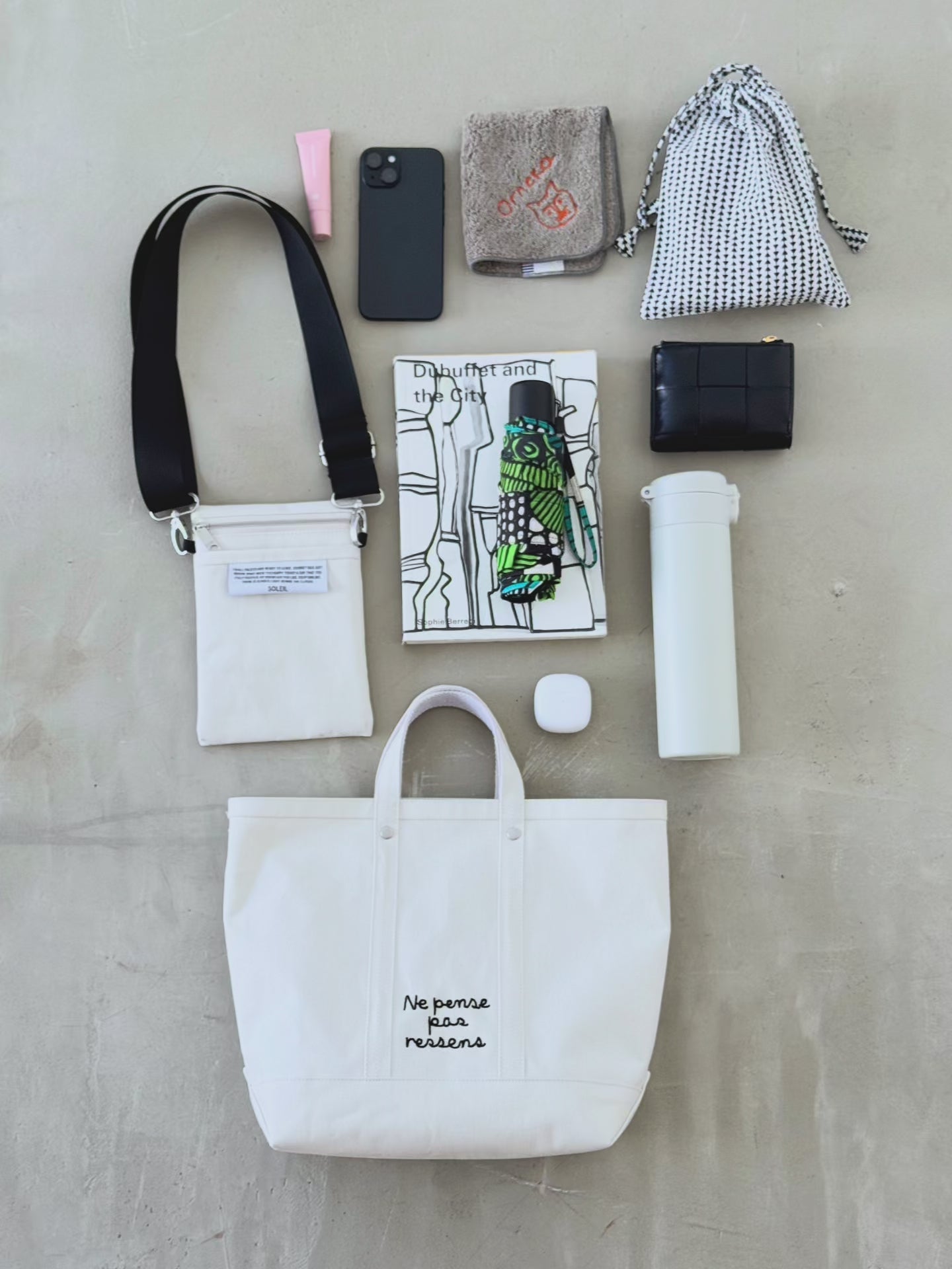 タイディートートバッグ／M（別注）｜バッグ｜オルネ ド フォイユ公式