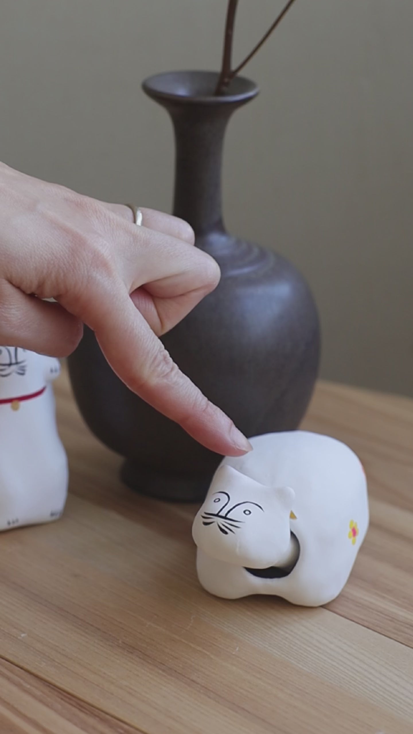 HARICOGRAPHY × Orneko 張子の猫｜オブジェ・ぬいぐるみ｜オルネ ド