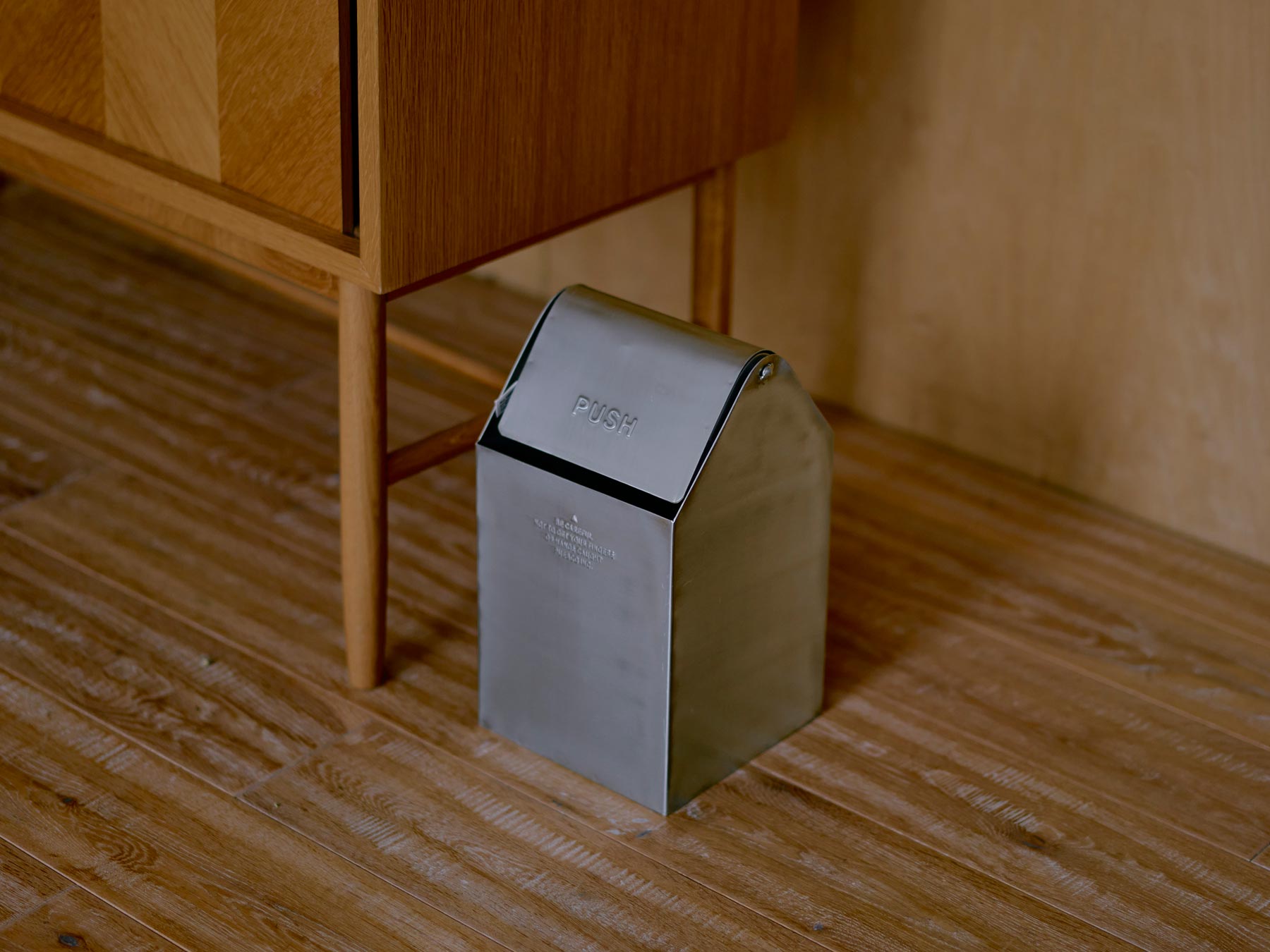 COUNTERTOP DUSTBIN（ダストボックス）｜掃除用品・ゴミ箱｜オルネ ド
