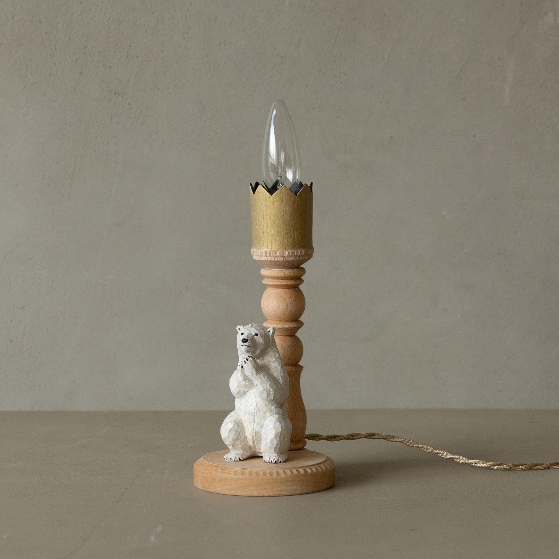 Rebmob木工 王冠スタンドライト／F｜オルネ ド フォイユ公式オンライン