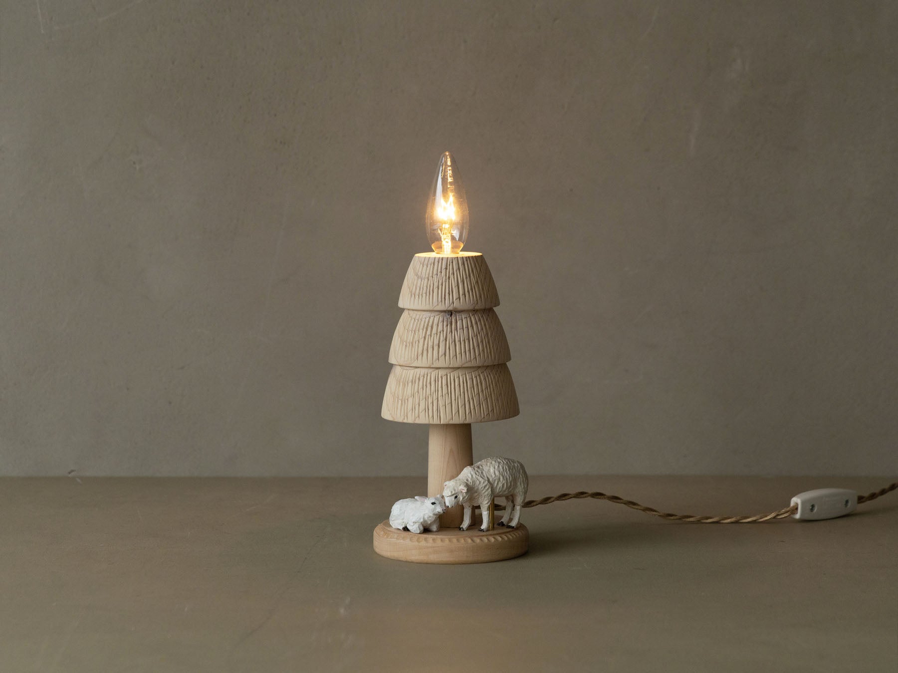 Rebmob木工 ツリー型ライト／A｜オルネ ド フォイユ公式オンライン