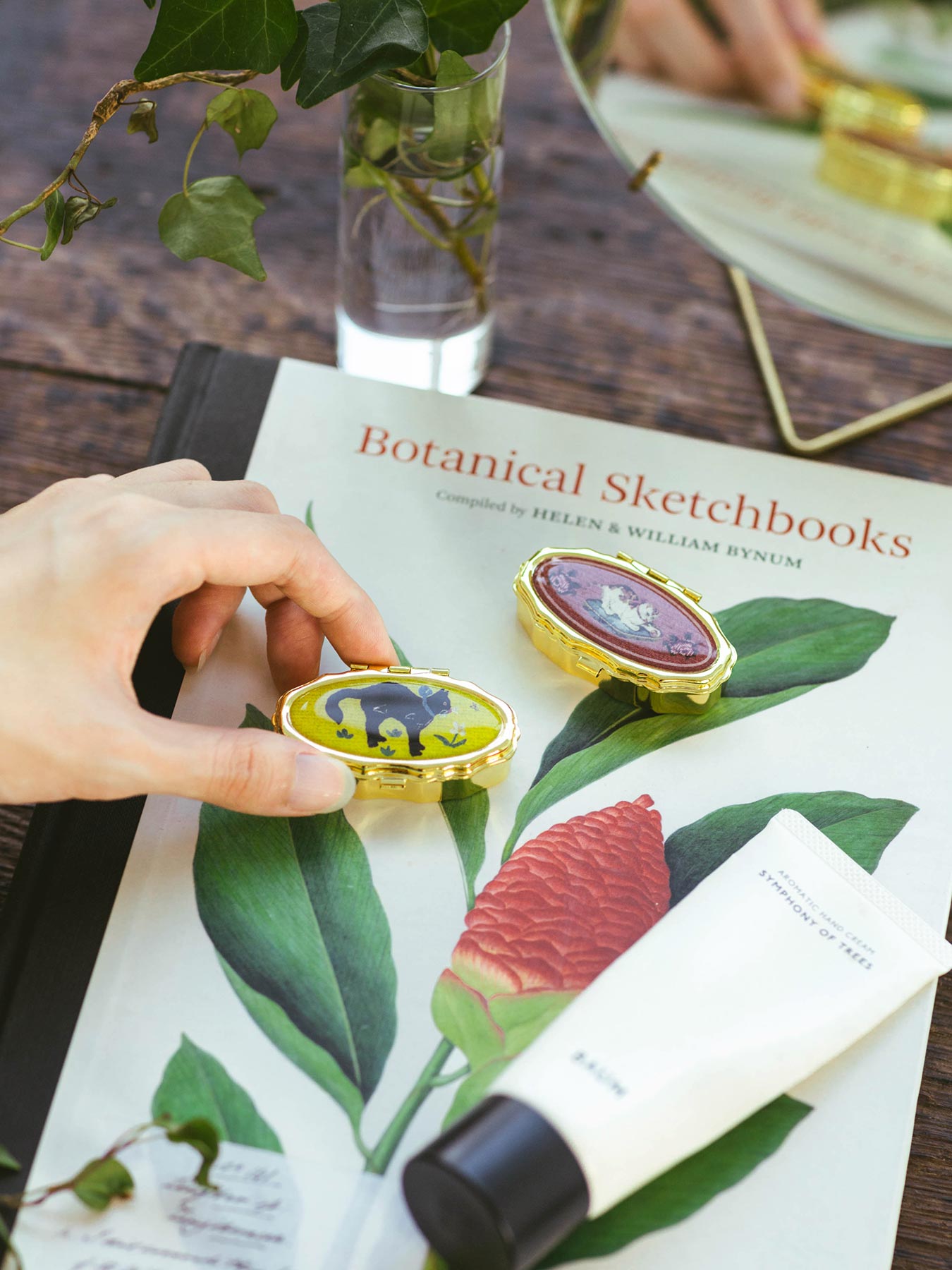 【オルネ限定デザイン】ANDREA GARLAND アロマリップ&ネイルバーム