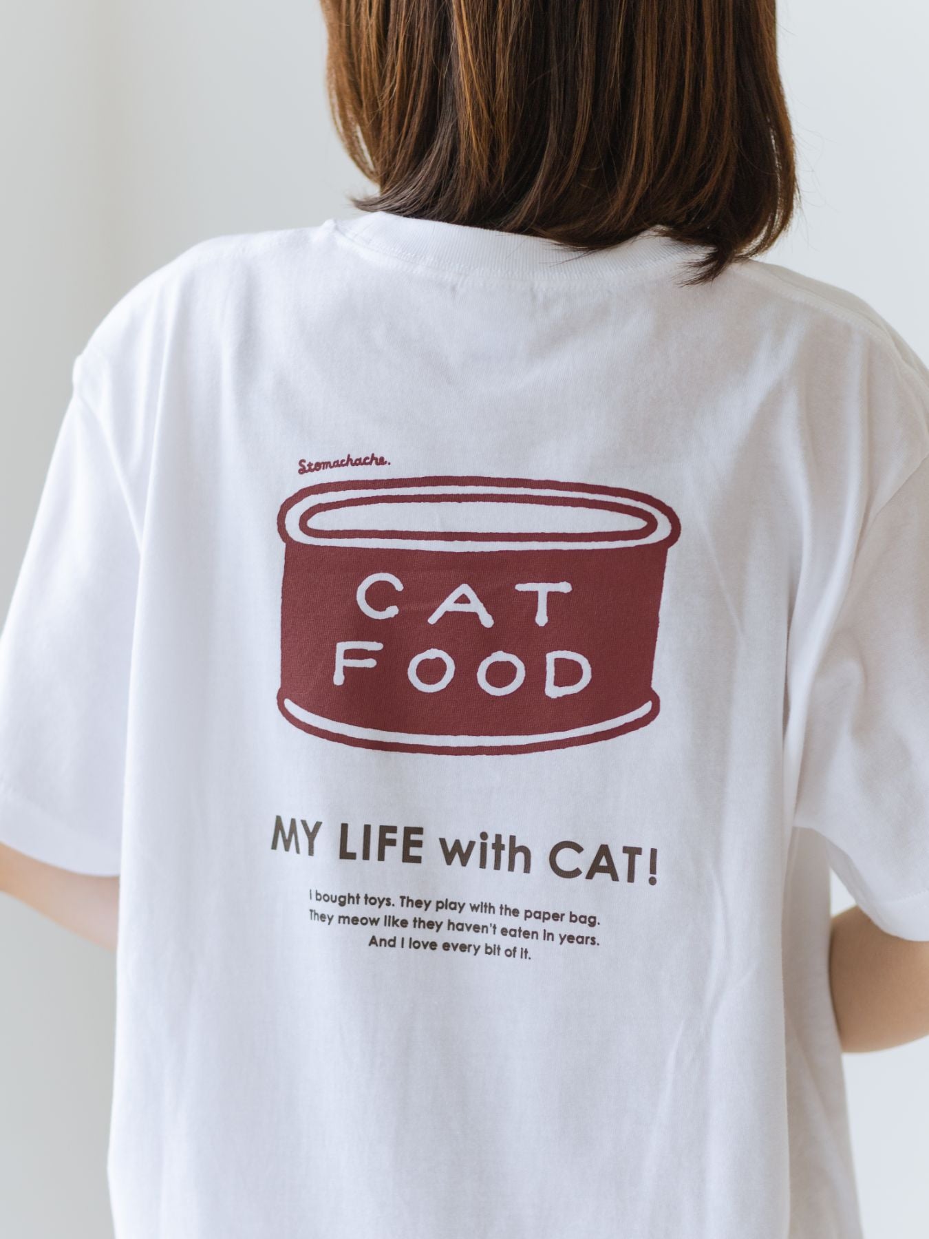 STOMACHACHE. × Orneko Tシャツ