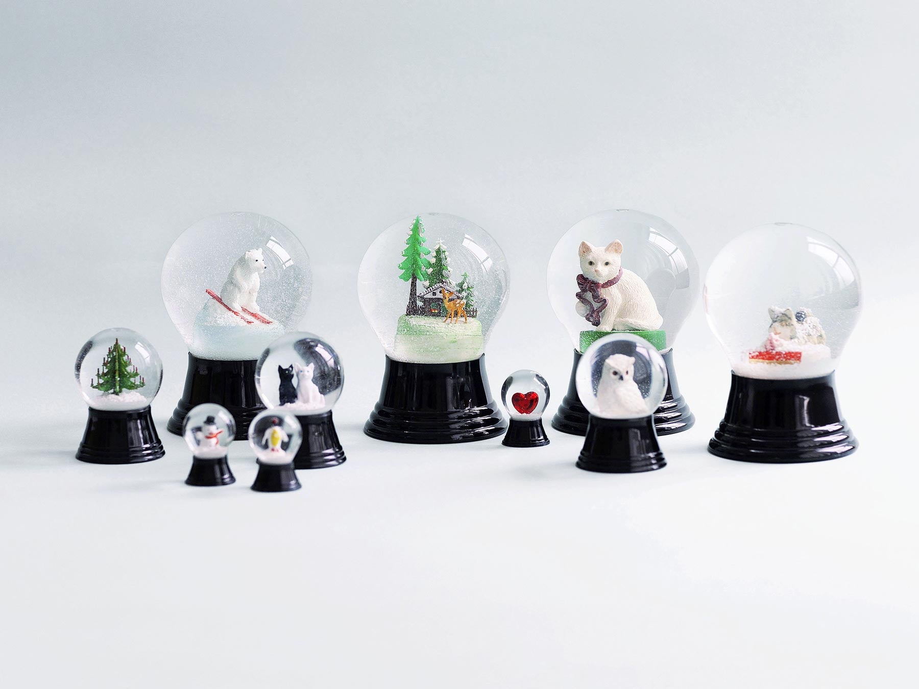 PERZY スノードーム／Mサイズ｜オブジェ・ぬいぐるみ｜オルネ ド