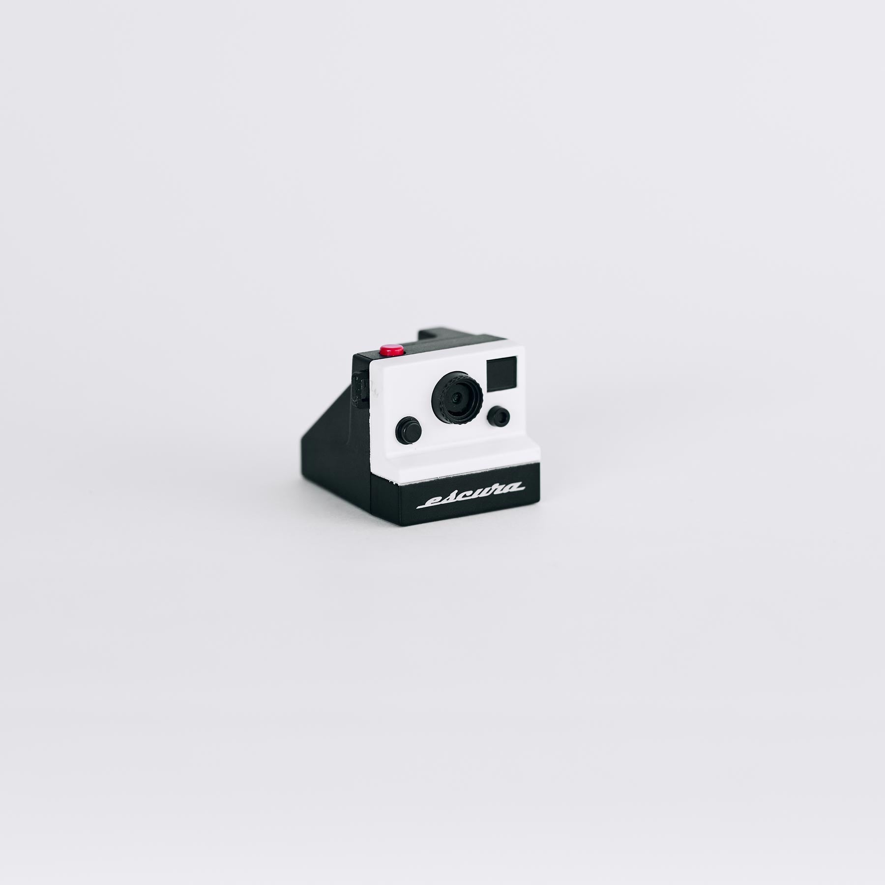 ESCURA Retro1 デジタルミニカメラ｜文具・ステーショナリー｜オルネ