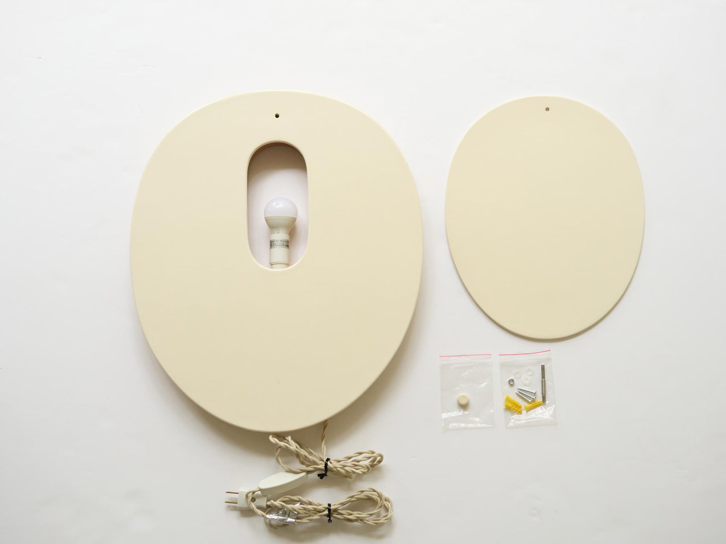 03 WHITE