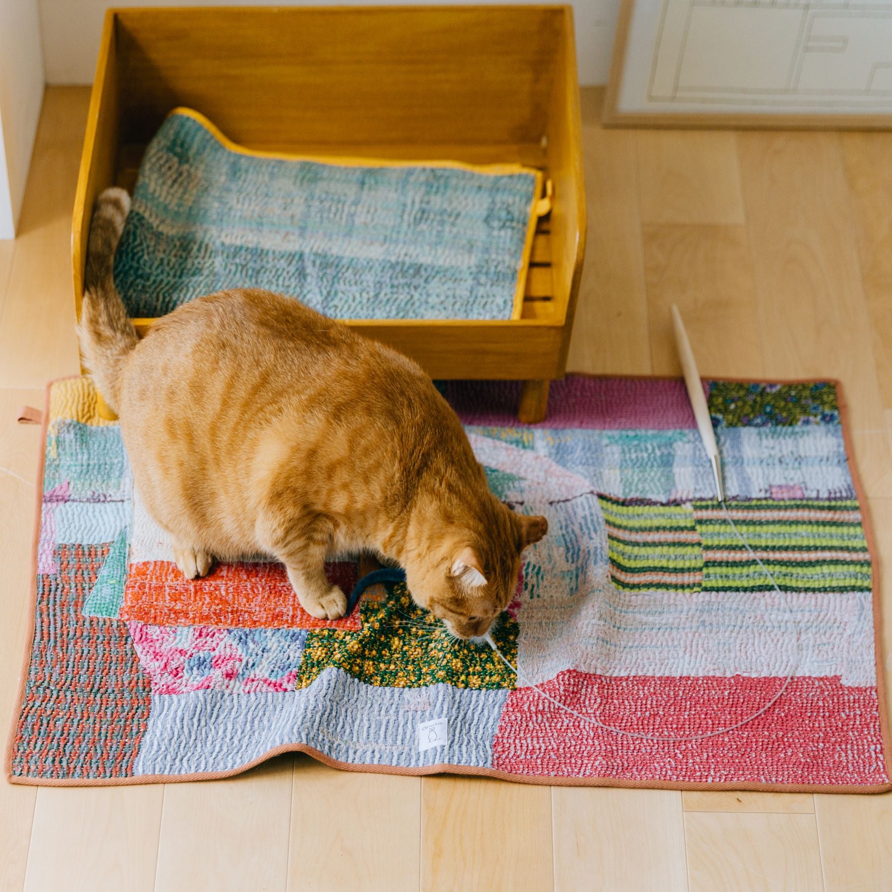 オルネドフォイユ　タマネギハウス　猫用　オルネコ オルネコ・ガーリックネコハウス｜オルネコ（ベッド・ハウス